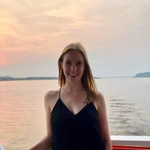 Meet your Posher, Leah